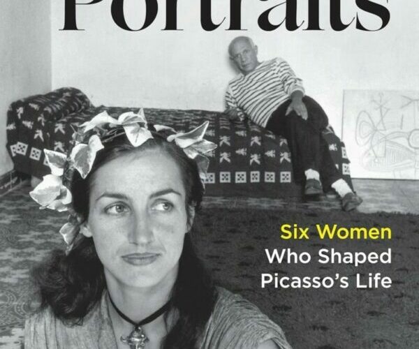 Couverture du livre Hidden Portraits de Sue Rom